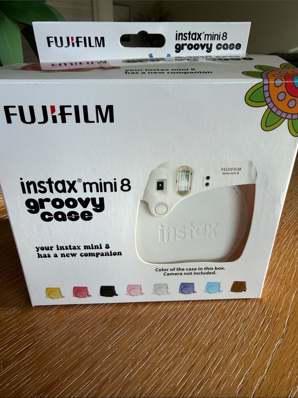 Fujifilm Instax Mini 8 Groovy Camera Case White NEW w box
